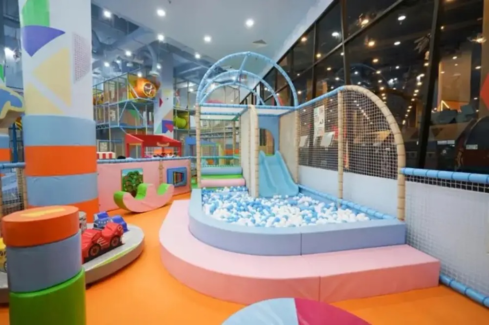 HOSHI PLAYGROUND: Surga Bermain Keluarga di Tengah Cilacap